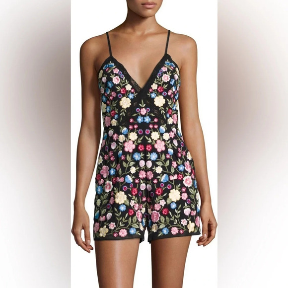 NWOT Needle And Thread Flower Foliage Playsuit Sleeveless Romper Black Multi 4 - Picture 1 of 12